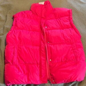 Women’s  Bright Pink Puffer Vest size L smoke free